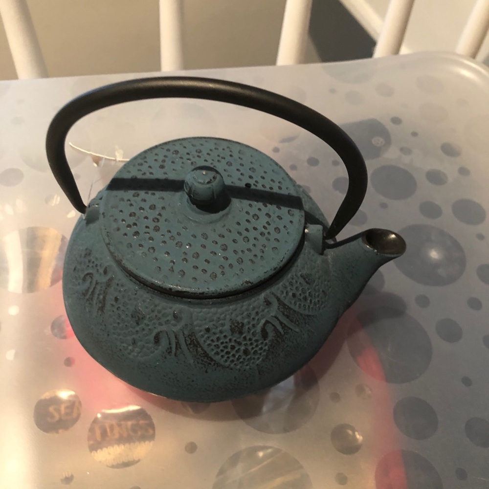 Cast Iron Tea Pot. 2.7 cup see pictures- details - Picture 14 of 15